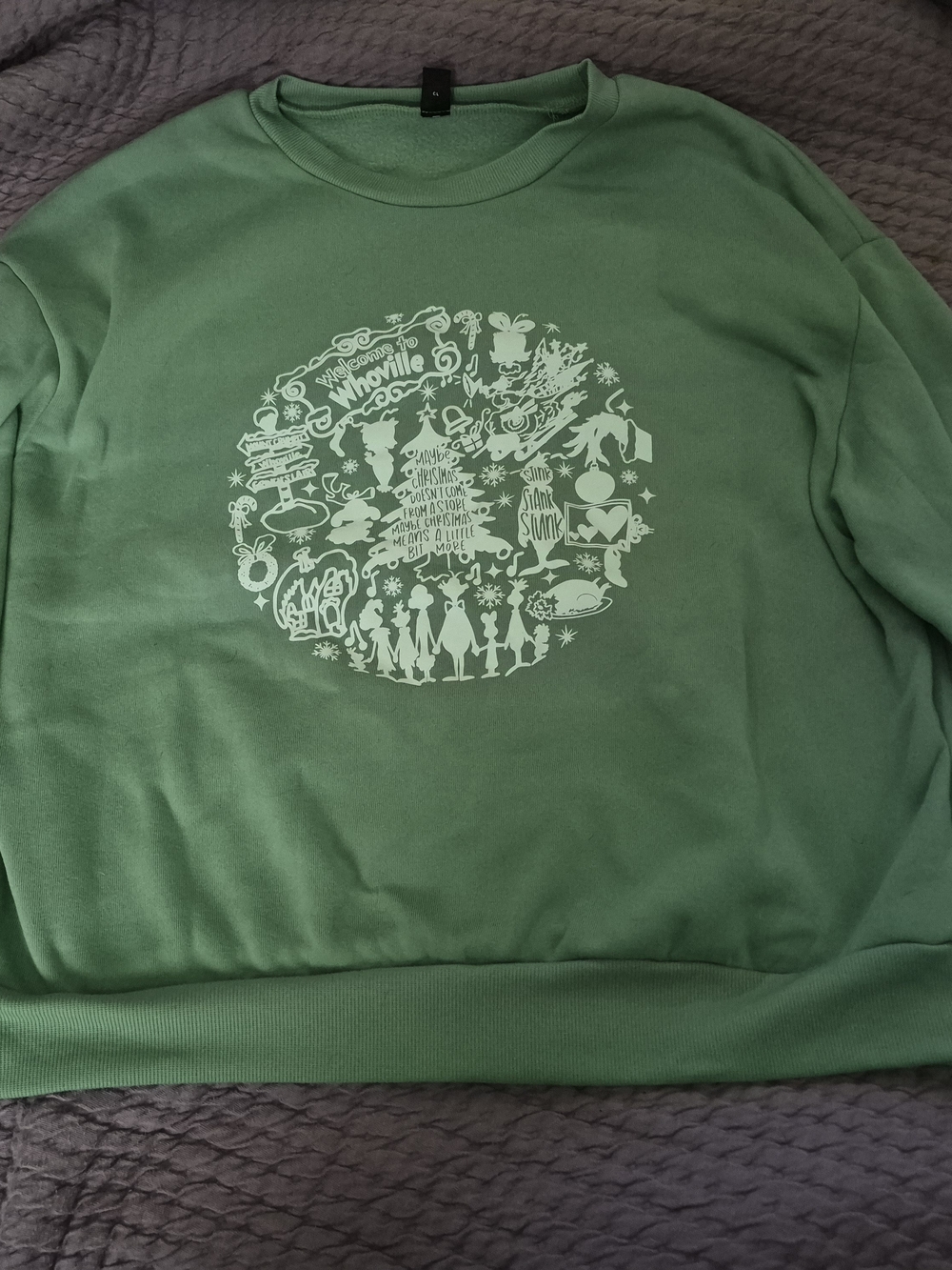 SHEIN Green Crewneck Sweatshirt with White Graphic